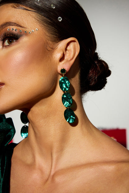 Valentina™| Orecchini a goccia ovali con smeraldo finto