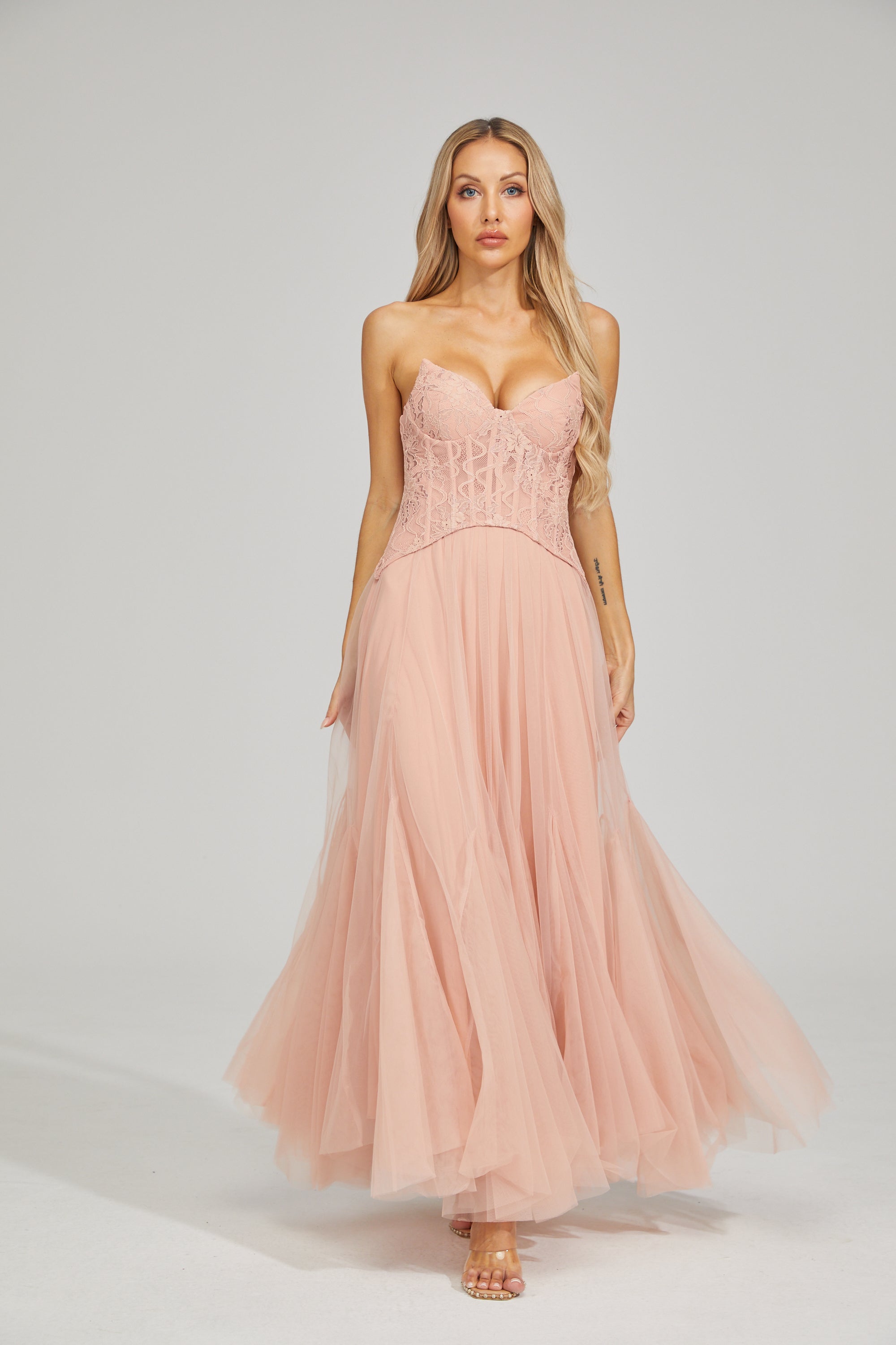 Elana - Lace Maxi Dress