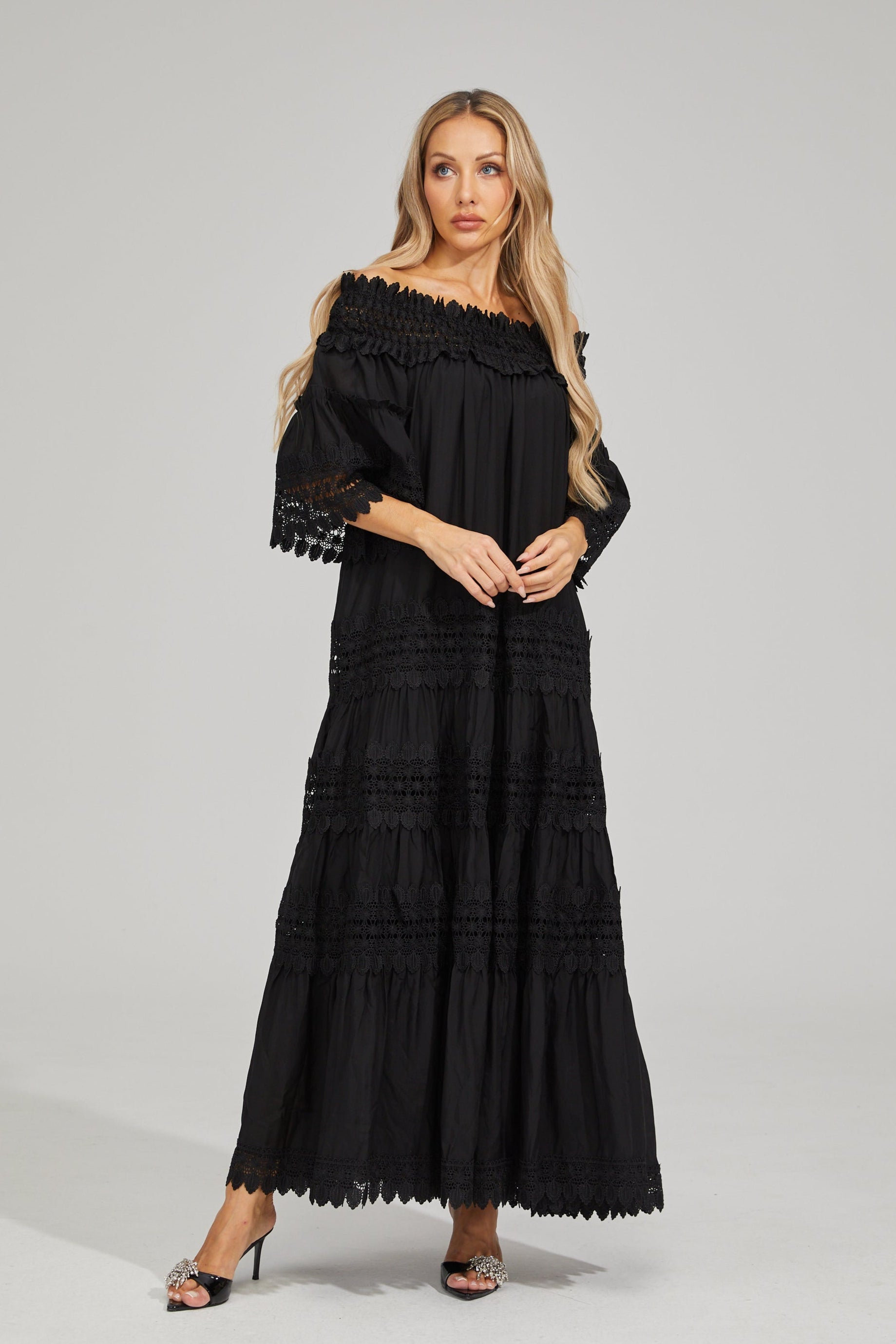 Valentina™| Maxi abito in pizzo nero