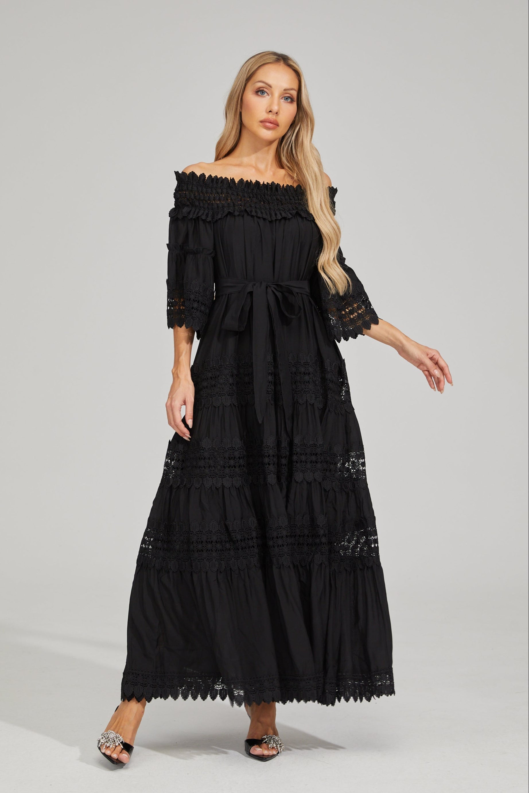 Valentina™| Maxi abito in pizzo nero