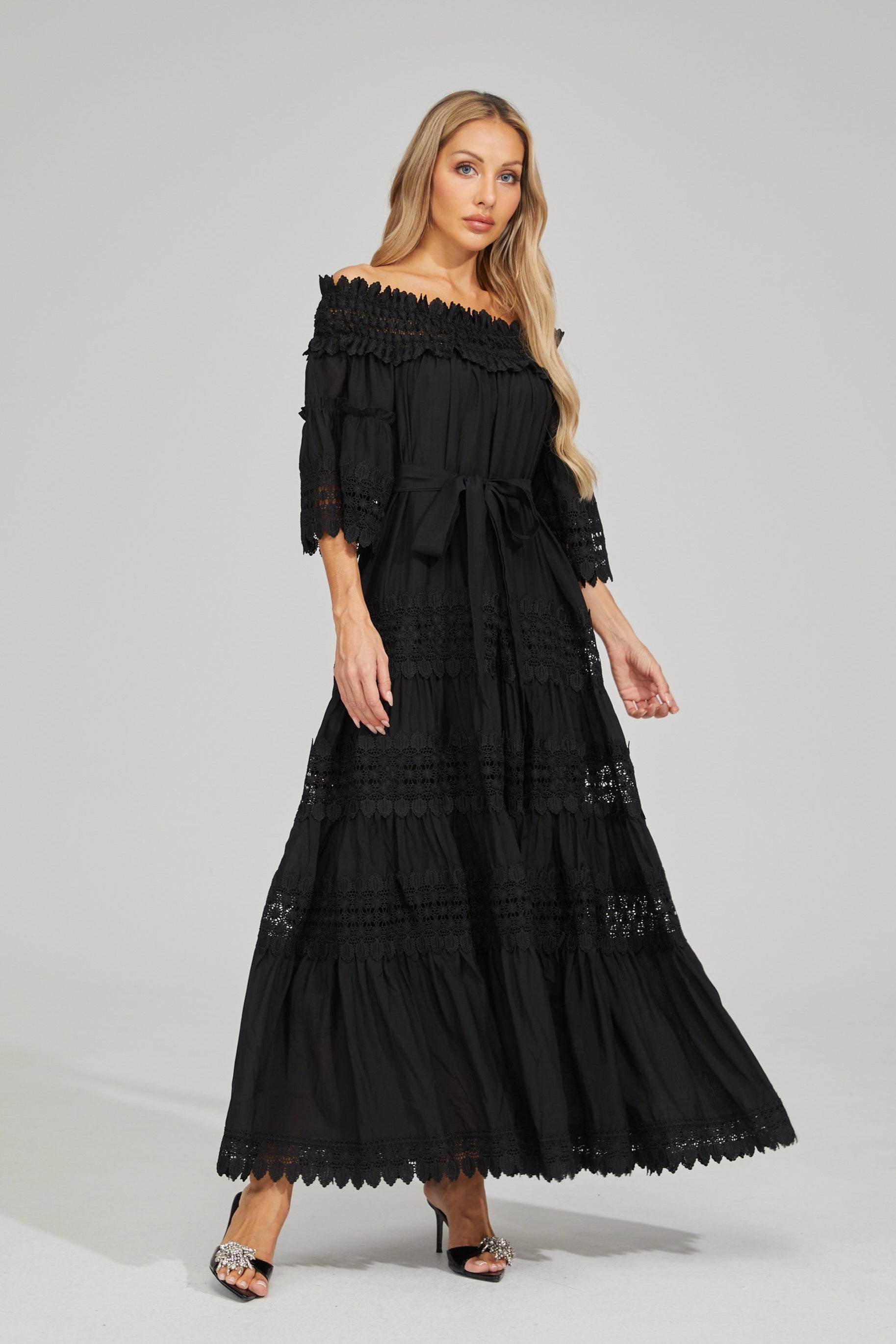 Valentina™| Maxi abito in pizzo nero