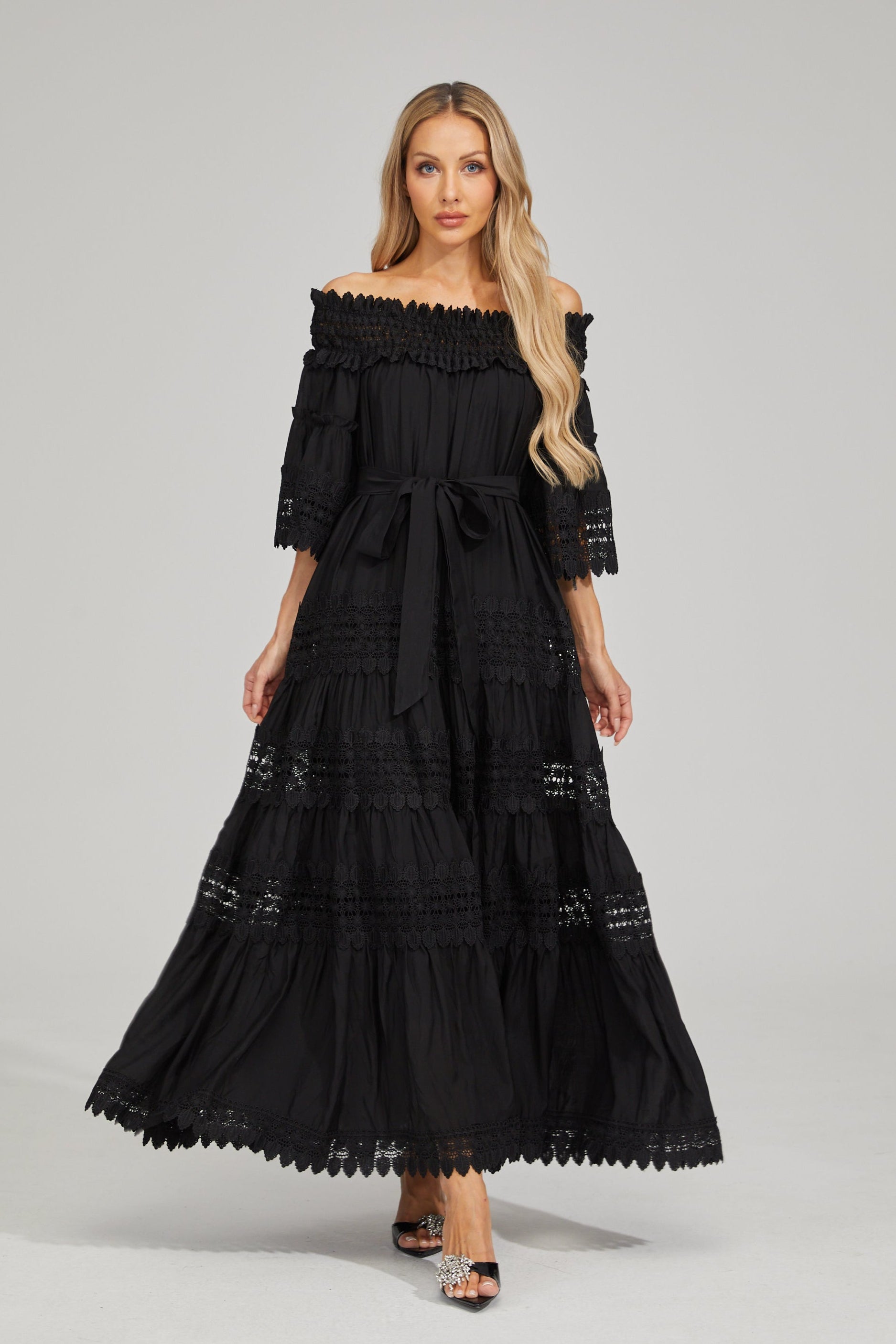 Valentina™| Maxi abito in pizzo nero