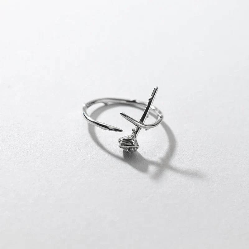 Valentina™| Rose Thorn Ring