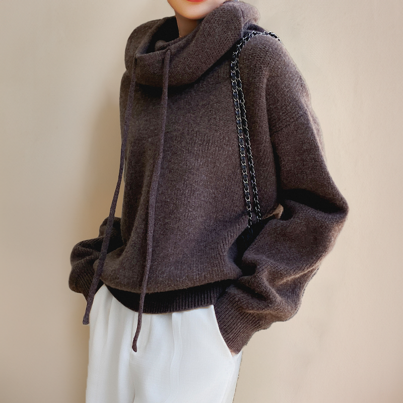 Justyna – Stylowy sweter