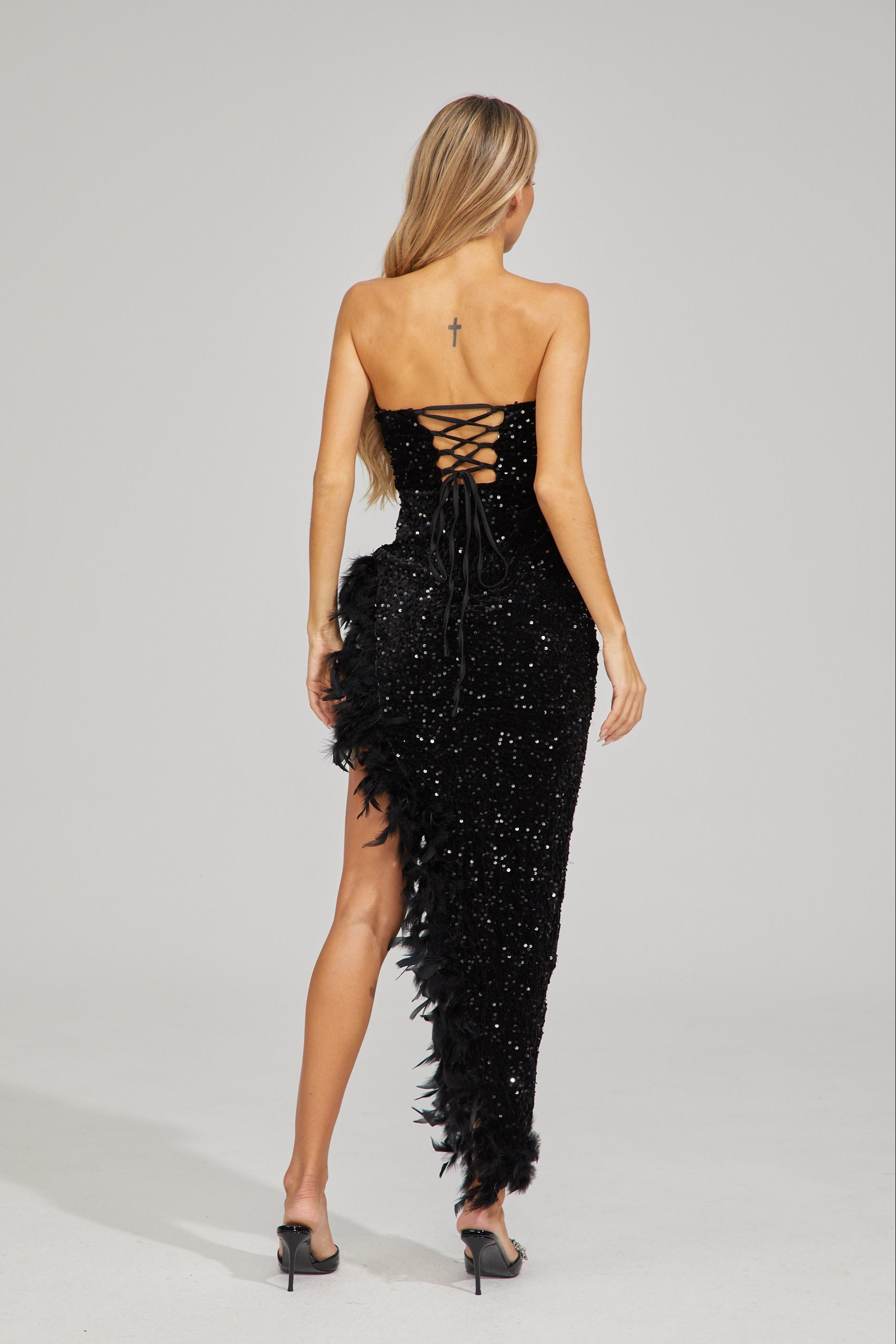Valentina™| Maxi abito nero con paillettes