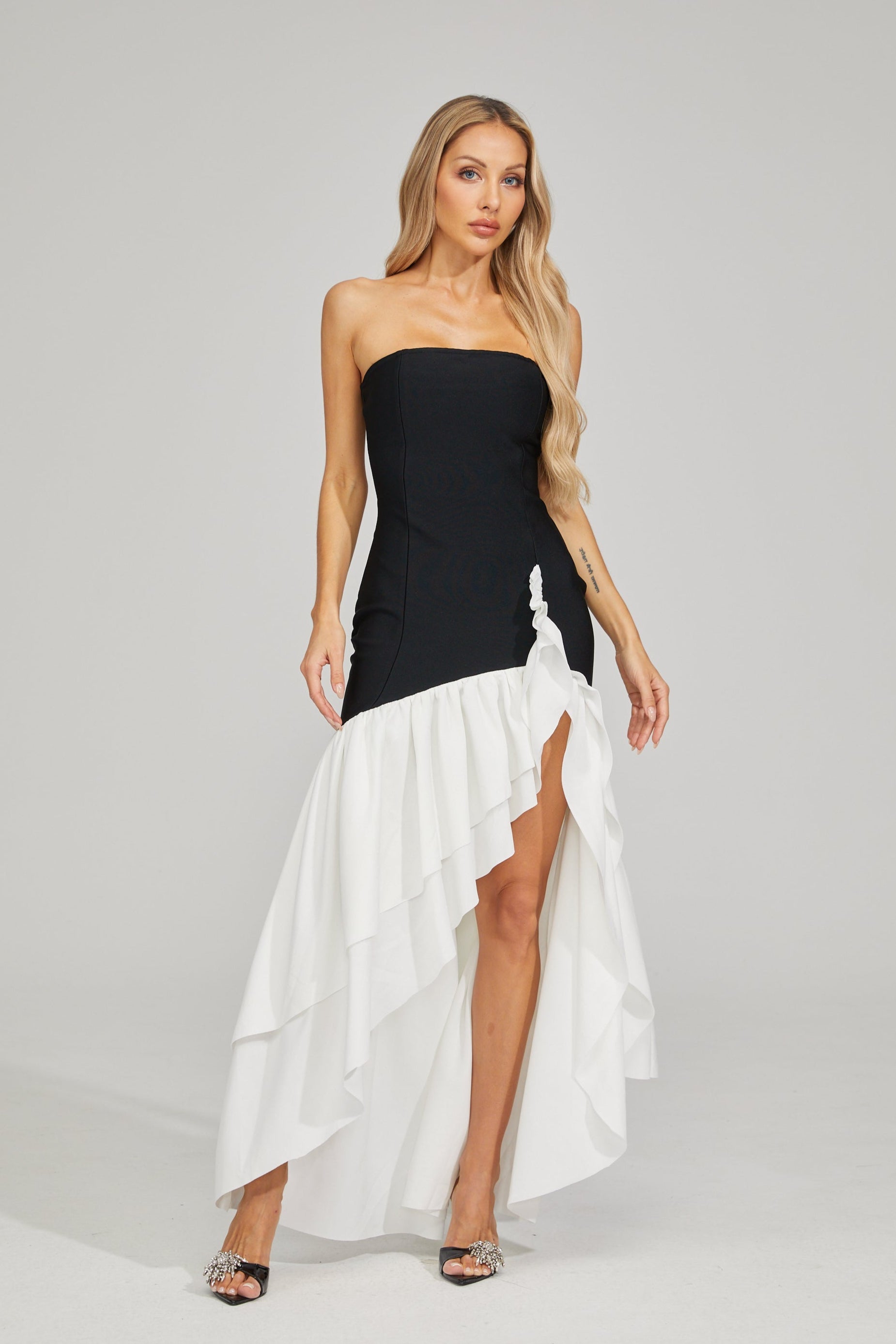Giselle - Flow Strapless Maxi Dress
