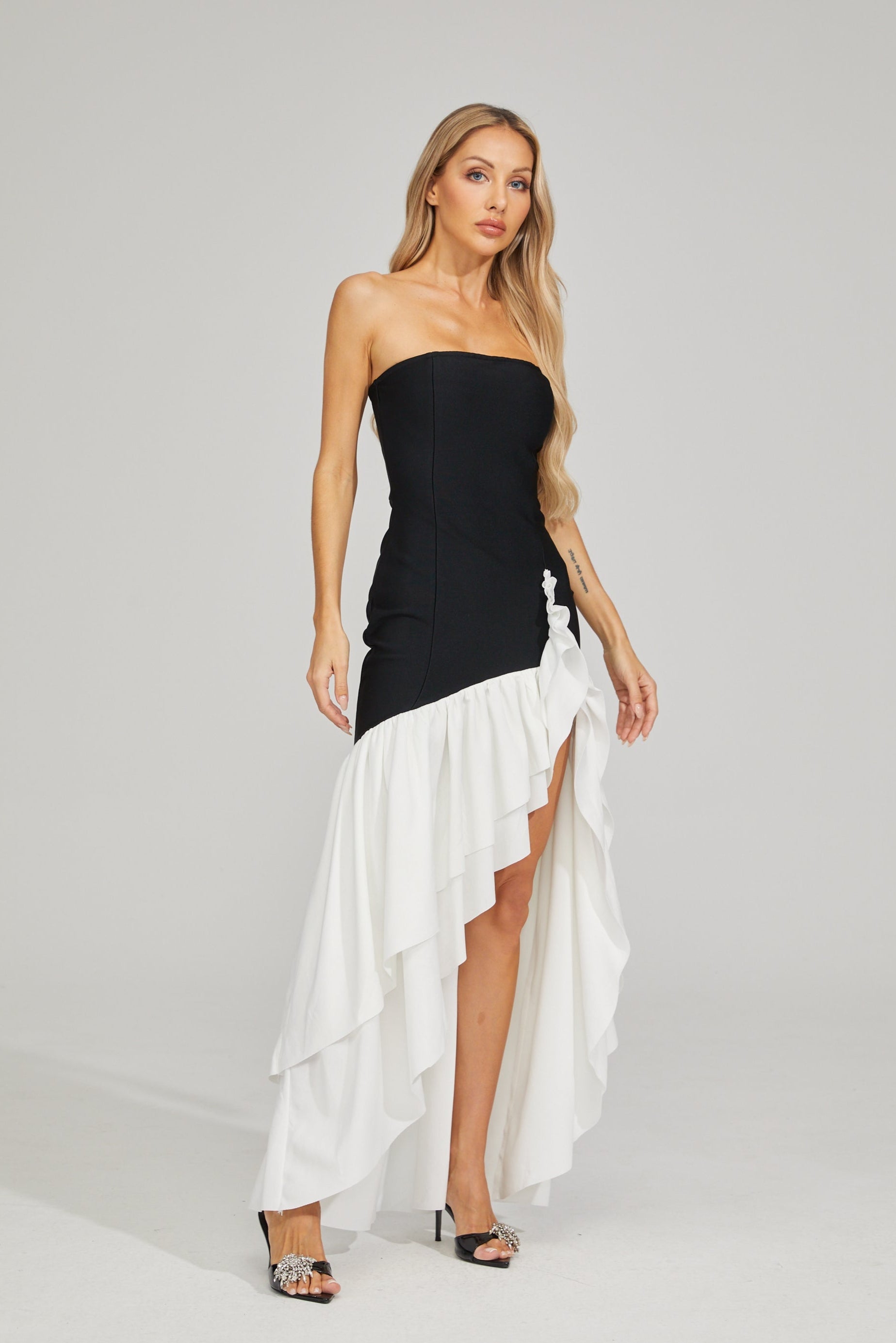 Giselle - Flow Strapless Maxi Dress