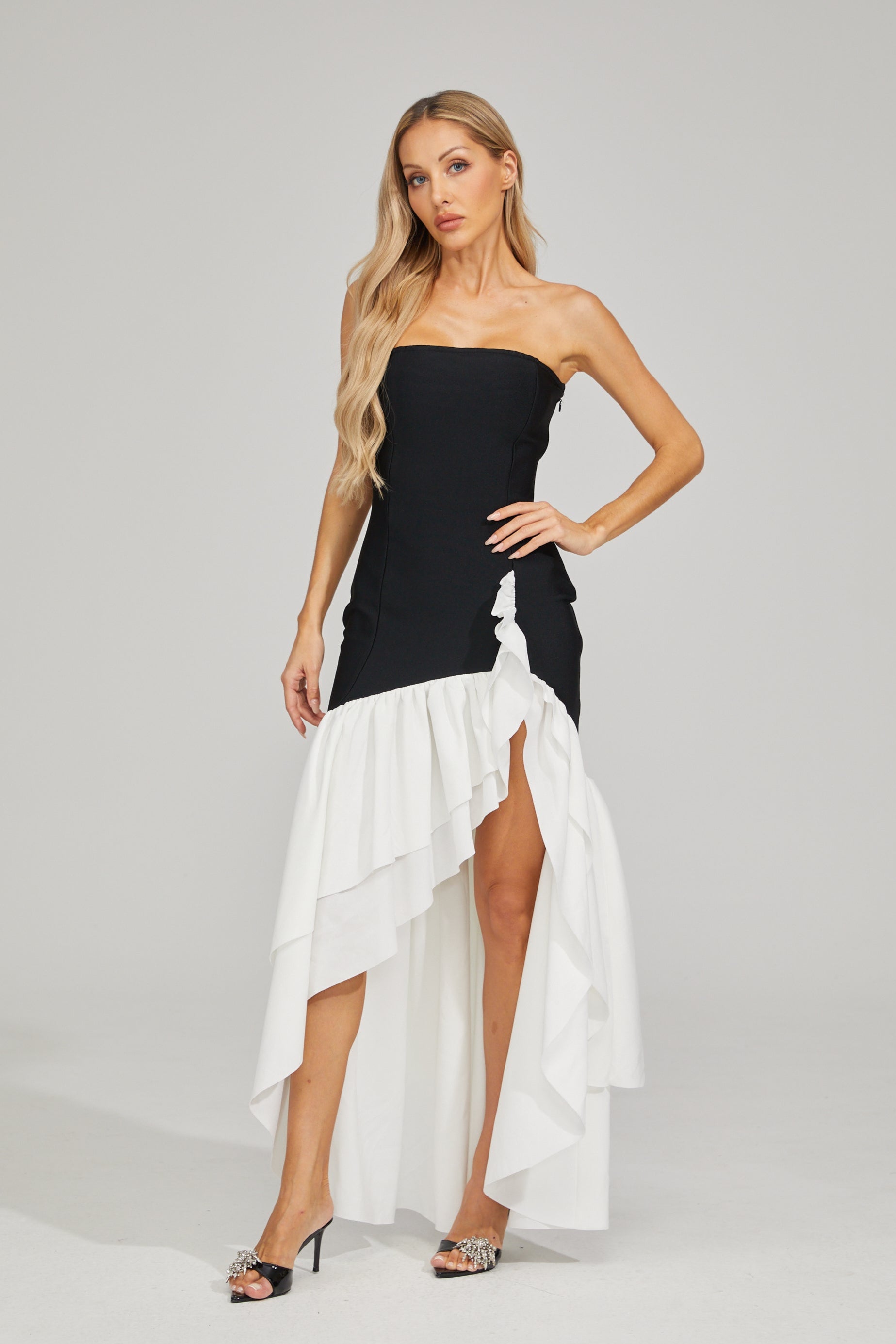Giselle - Flow Strapless Maxi Dress