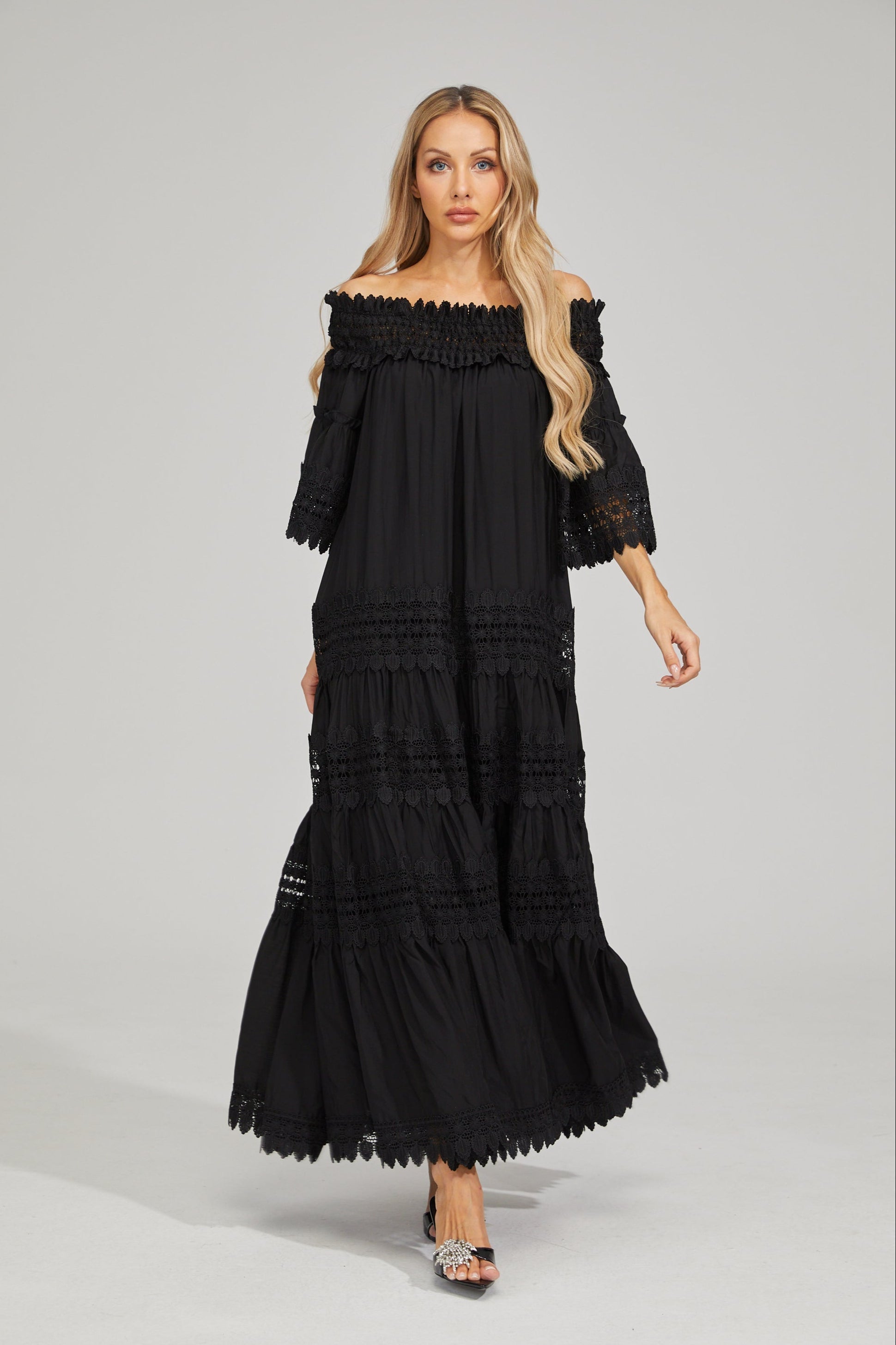 Valentina™| Maxi abito in pizzo nero