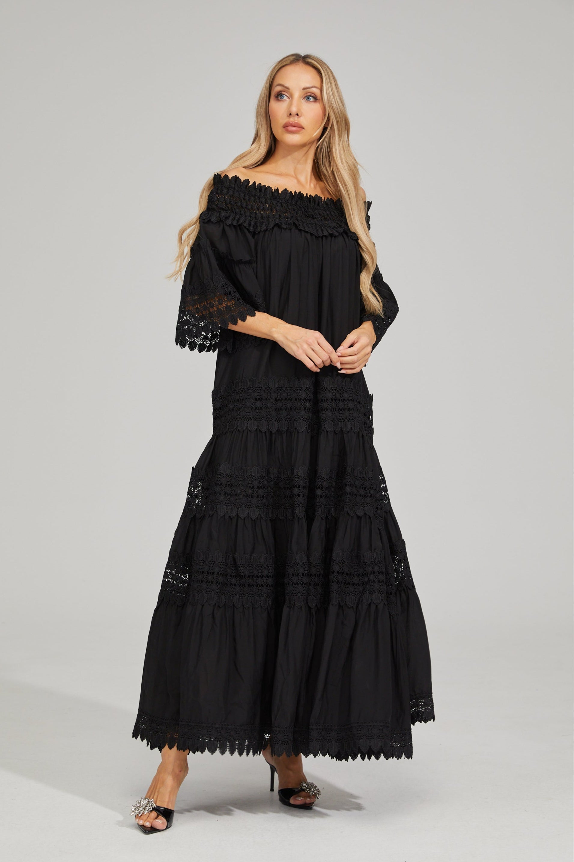 Valentina™| Maxi abito in pizzo nero