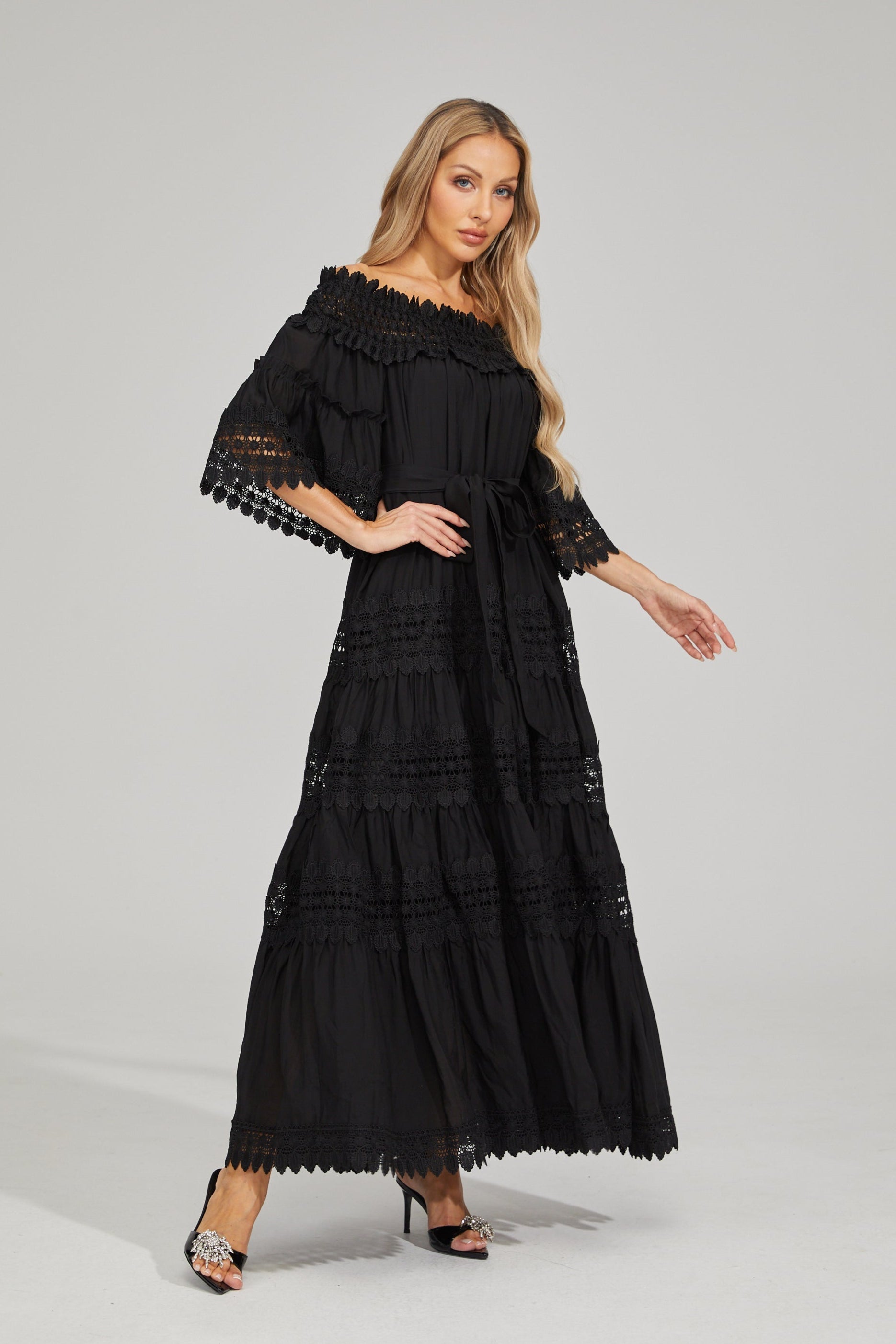 Valentina™| Maxi abito in pizzo nero