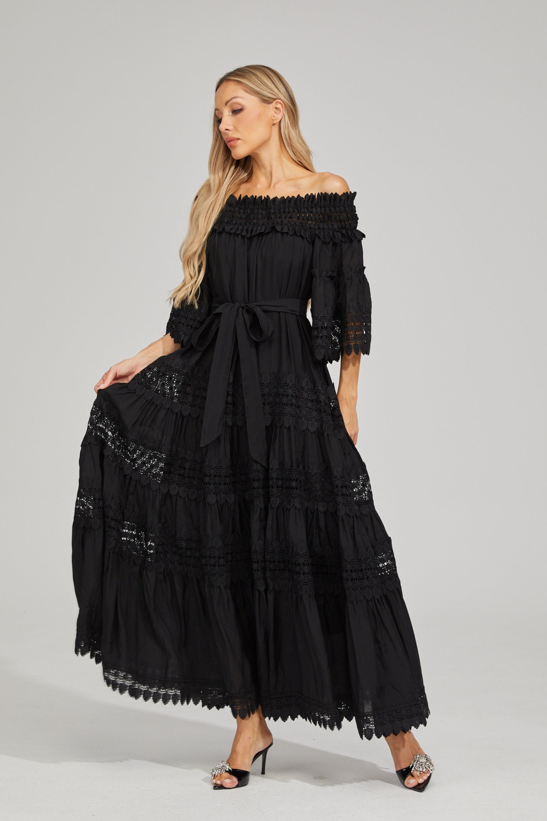 Valentina™| Maxi abito in pizzo nero