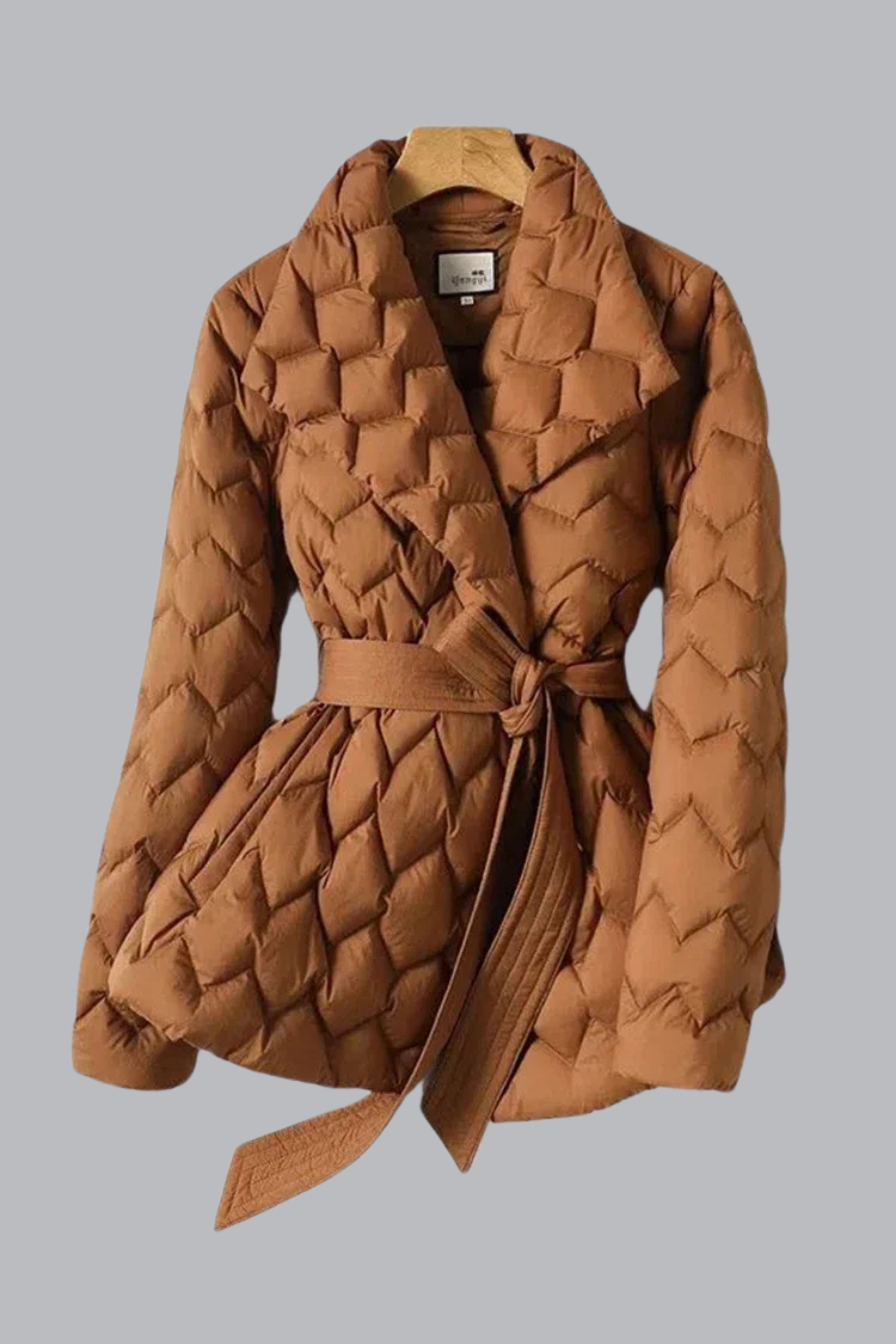 ELEGANZA - IL CAPPOTTO DI CATERINA MORETTI