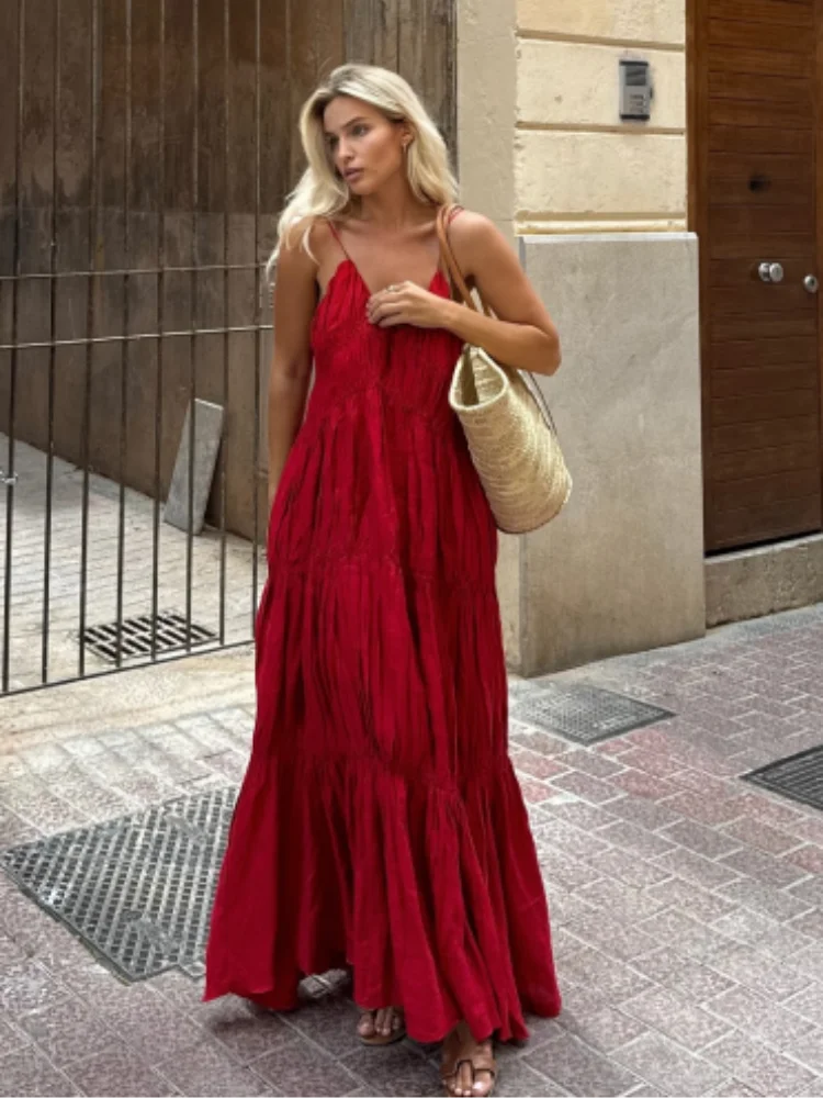 La Parisienne – Abito rosso fluido ed elegante