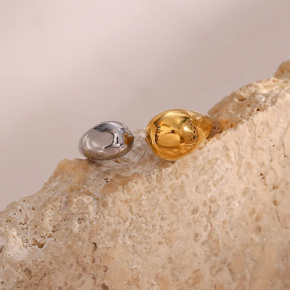 Modern Two Tone Droplet Ring