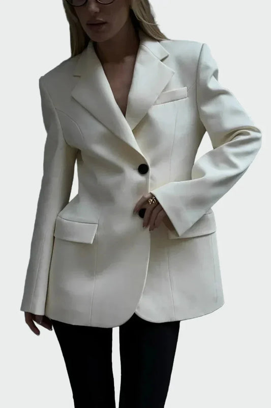 Valentina™| Giacca con Linea Imponente e Bottoni